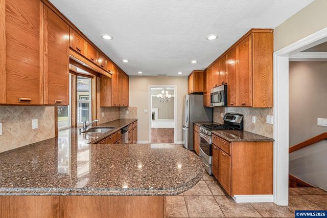 4135 Rivercrest Dr N, Keizer, OR 97303
