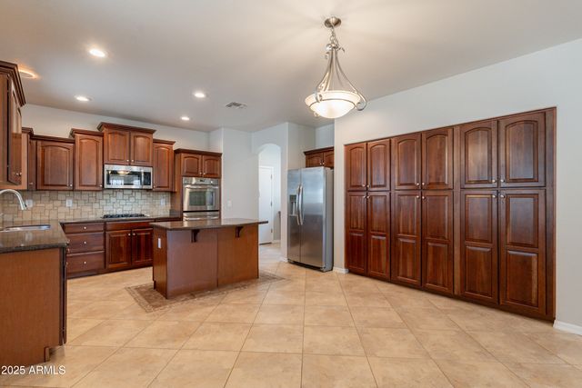 3173 E CANYON Way, Chandler, AZ 85249