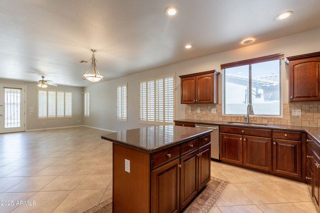 3173 E CANYON Way, Chandler, AZ 85249