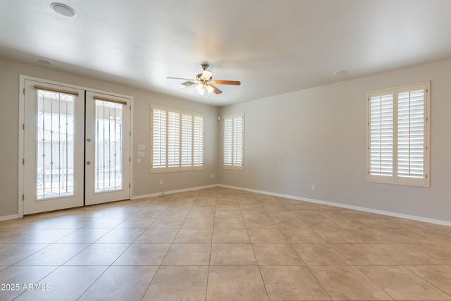 3173 E CANYON Way, Chandler, AZ 85249