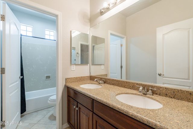 3173 E CANYON Way, Chandler, AZ 85249