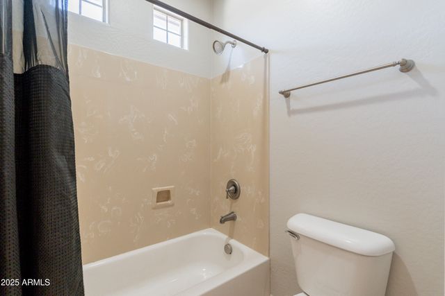 3173 E CANYON Way, Chandler, AZ 85249