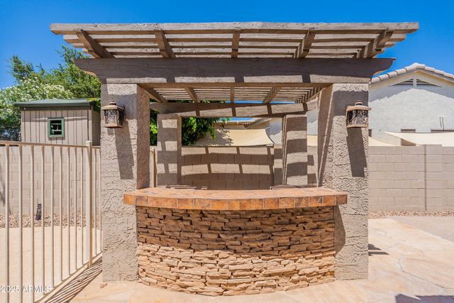 3173 E CANYON Way, Chandler, AZ 85249