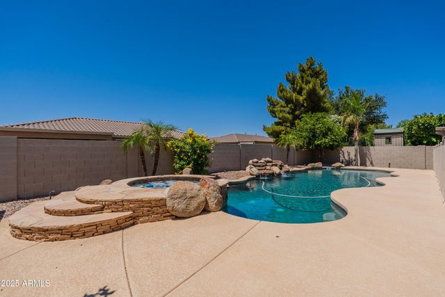 3173 E CANYON Way, Chandler, AZ 85249
