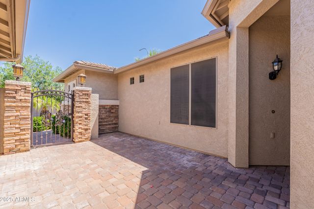 3173 E CANYON Way, Chandler, AZ 85249