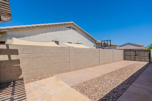 3173 E CANYON Way, Chandler, AZ 85249