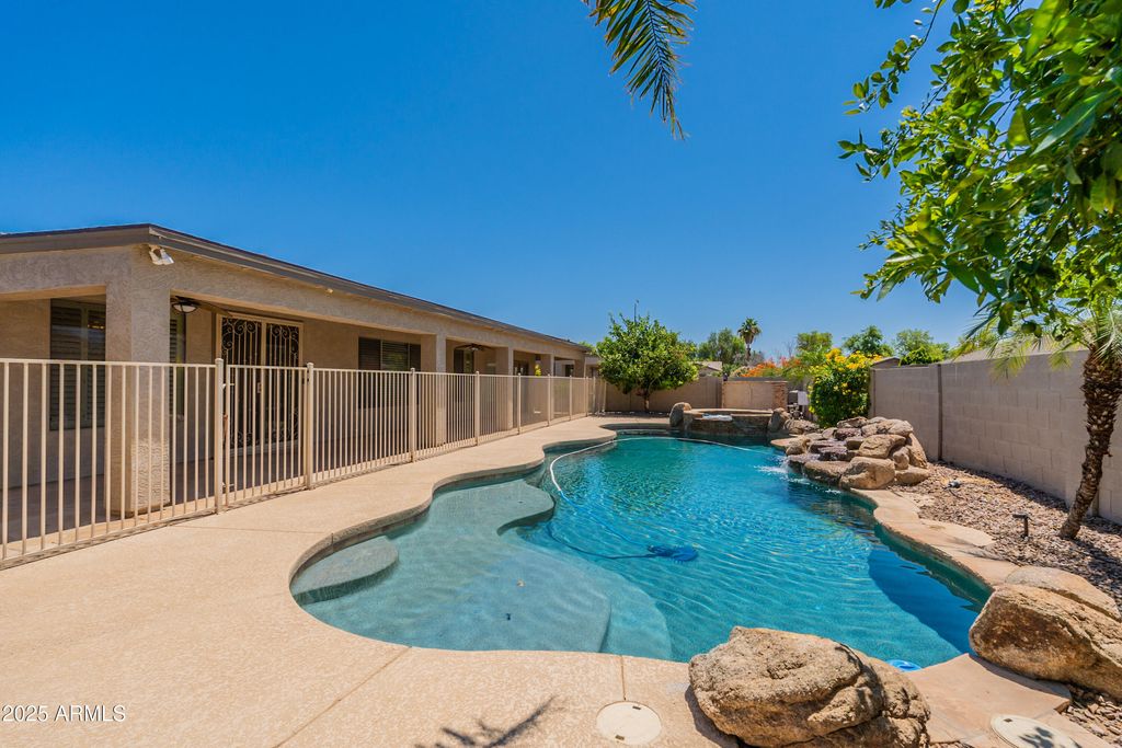 3173 E CANYON Way, Chandler, AZ 85249 — photo 3