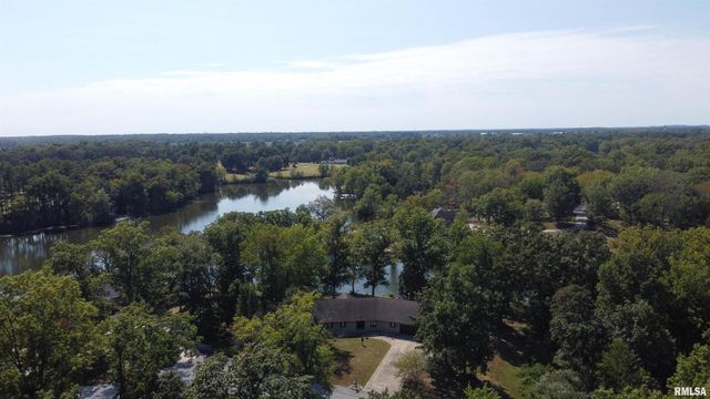 15316 LAKEPOINT Drive, Benton, IL 62812