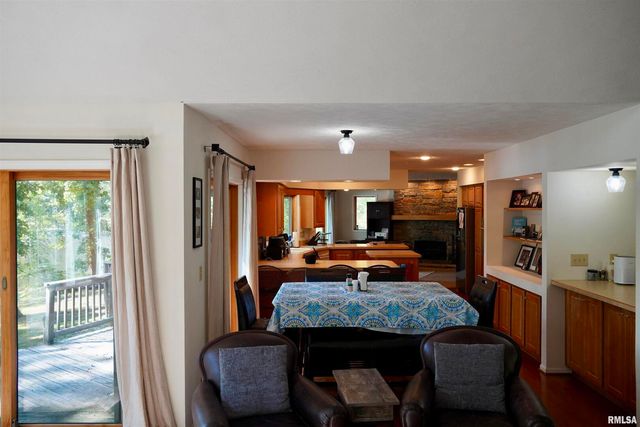 15316 LAKEPOINT Drive, Benton, IL 62812