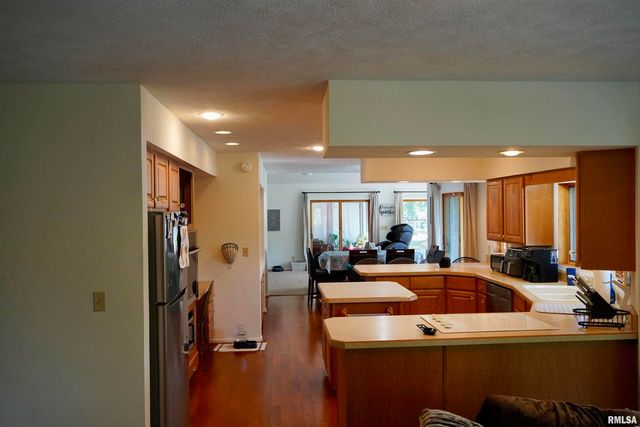 15316 LAKEPOINT Drive, Benton, IL 62812