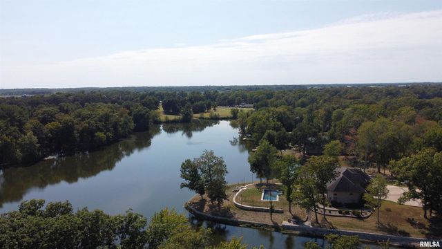 15316 LAKEPOINT Drive, Benton, IL 62812