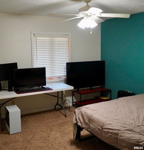 15316 LAKEPOINT Drive, Benton, IL 62812