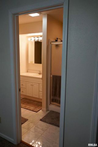 15316 LAKEPOINT Drive, Benton, IL 62812