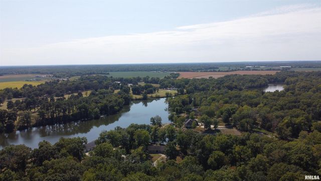 15316 LAKEPOINT Drive, Benton, IL 62812