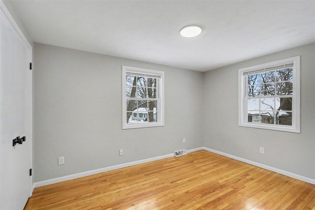 8232 Gull Manor, Richland, MI 49083