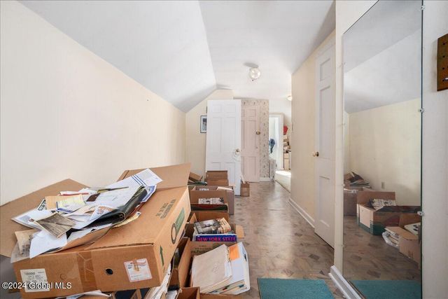 1190 Highland Park Road, Niskayuna, NY 12309