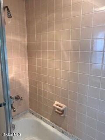 1190 Highland Park Road, Niskayuna, NY 12309