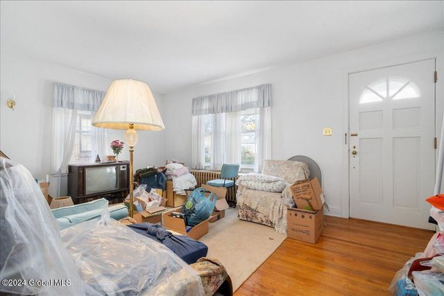 1190 Highland Park Road, Niskayuna, NY 12309