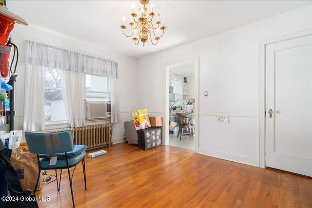 1190 Highland Park Road, Niskayuna, NY 12309