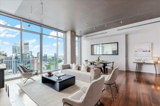 360 Nueces ST 4305, Austin, TX 78701