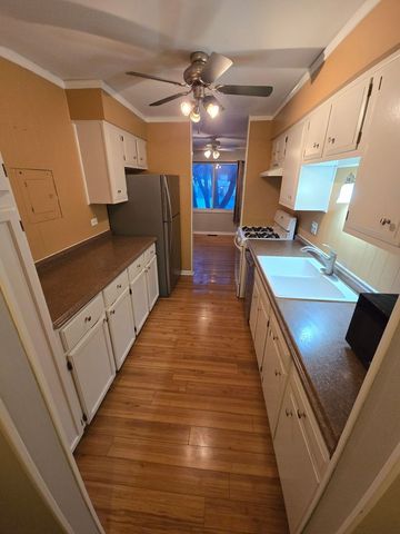 3108 Roberts Drive 5, Woodridge, IL 60517