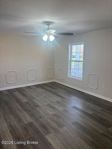 155 Hillcrest Dr, Eminence, KY 40019