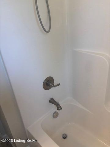 155 Hillcrest Dr, Eminence, KY 40019