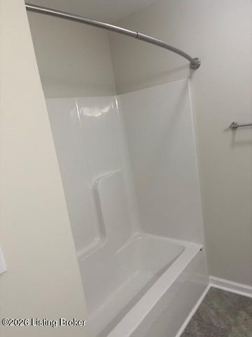 155 Hillcrest Dr, Eminence, KY 40019