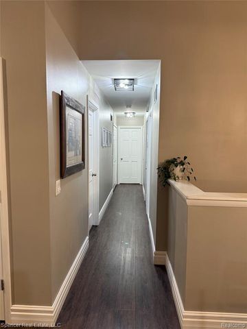 5049 Smokey Hollow Lane, Clarkston, MI 48348