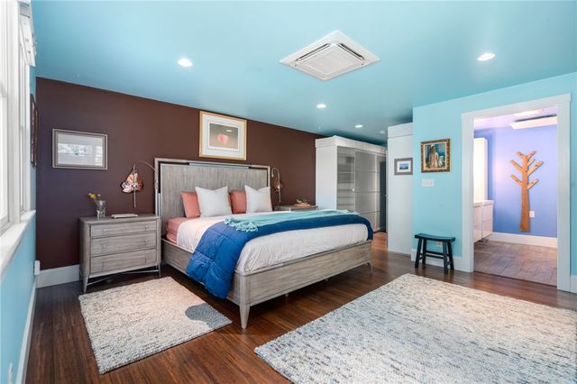 147 Riverside Drive, East Providence, RI 02915