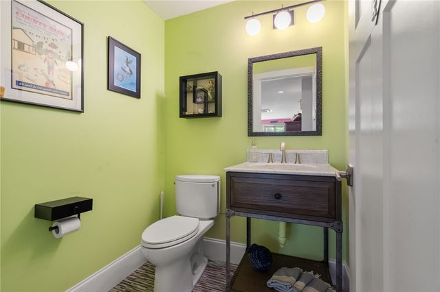 147 Riverside Drive, East Providence, RI 02915