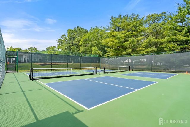 25 E Rossmoor Drive, Monroe, NJ 08831