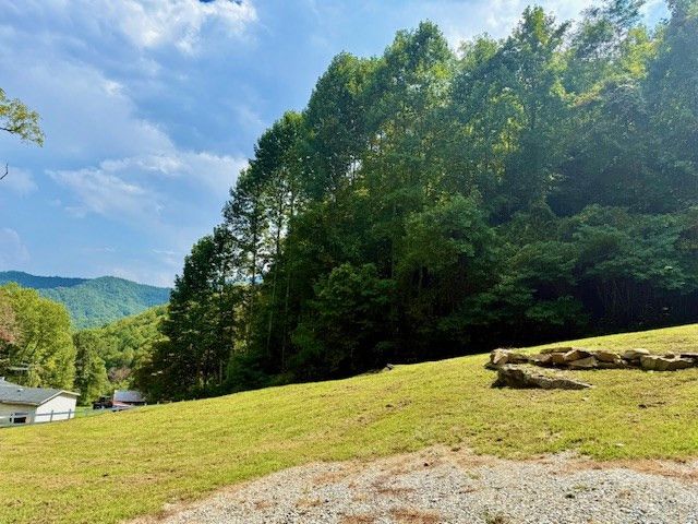 1351 Cody Branch, Robbinsville, NC 28771