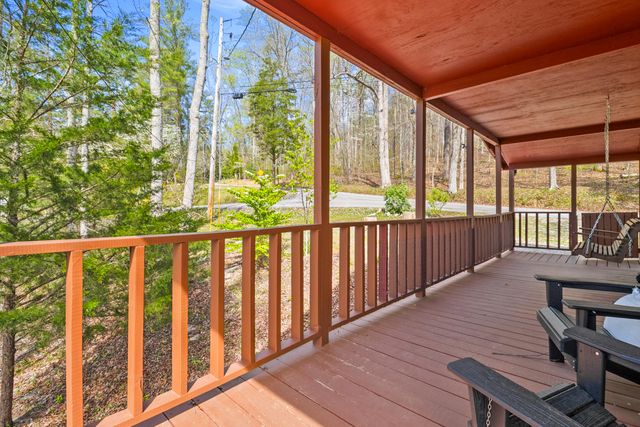 25 Godsey Avenue, Whitley City, KY 42653