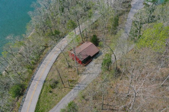 25 Godsey Avenue, Whitley City, KY 42653