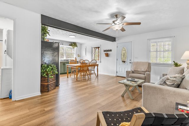 25 Godsey Avenue, Whitley City, KY 42653