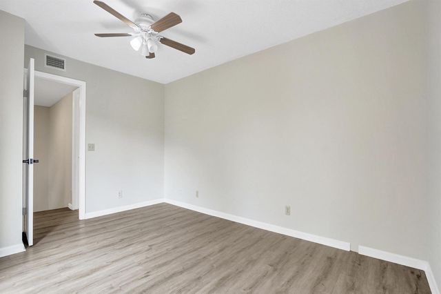 9951 NW 6th Court, Plantation, FL 33324