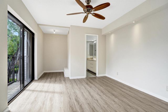 9951 NW 6th Court, Plantation, FL 33324