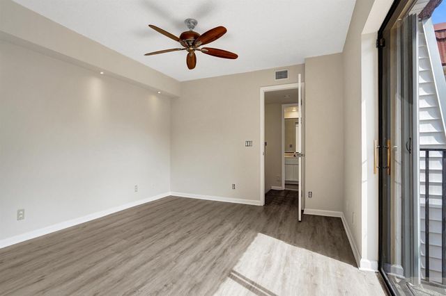 9951 NW 6th Court, Plantation, FL 33324