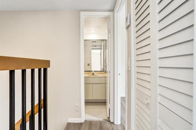 9951 NW 6th Court, Plantation, FL 33324