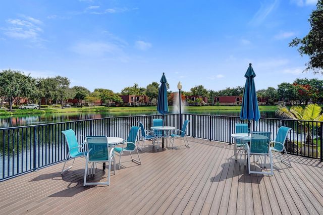 9951 NW 6th Court, Plantation, FL 33324
