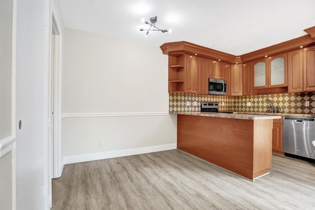 9951 NW 6th Court, Plantation, FL 33324