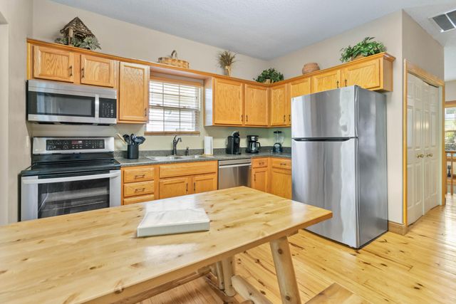 2386 Roberts Bend Road Road, Burnside, KY 42519