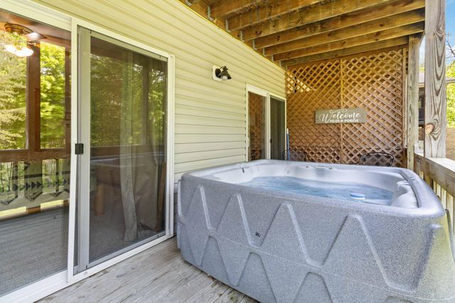 2386 Roberts Bend Road Road, Burnside, KY 42519