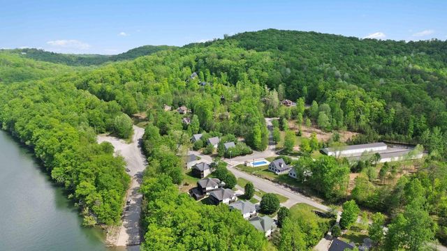 2386 Roberts Bend Road Road, Burnside, KY 42519