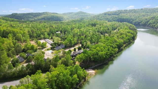 2386 Roberts Bend Road Road, Burnside, KY 42519