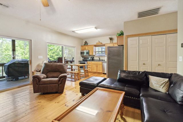 2386 Roberts Bend Road Road, Burnside, KY 42519