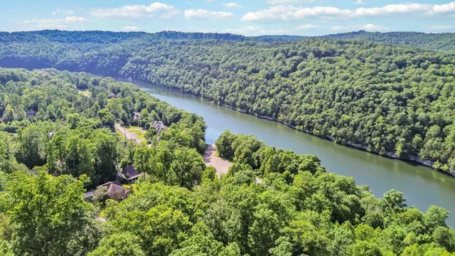 2386 Roberts Bend Road Road, Burnside, KY 42519