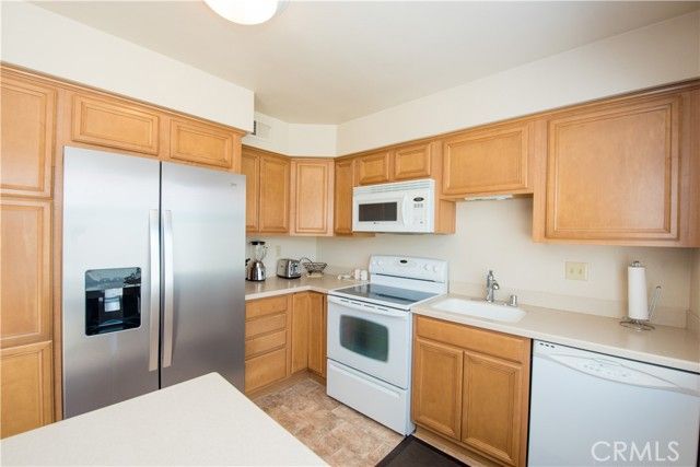 6087 Montecito Circle 4, Palm Springs, CA 92264