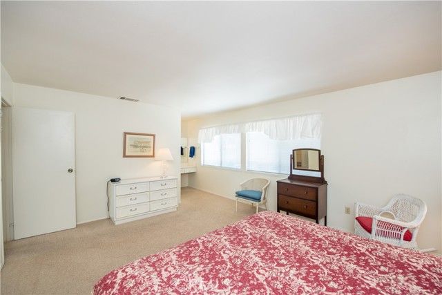 6087 Montecito Circle 4, Palm Springs, CA 92264